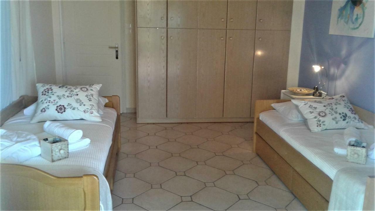 Villa "Eva" - Entire Beachfront Holiday Home - 4S Agia Marina  Экстерьер фото